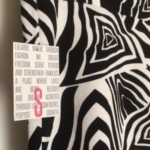 Lularoe Cassie skirt